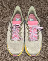 Free People hoka clifton 8 x sneakers Photo 0