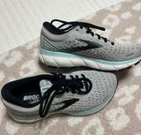 Brooks Ghost 13 Size 7 Photo 0