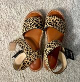 Gianni Bini Platform Sandals Photo 0