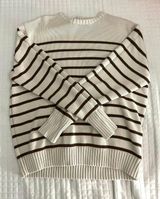 Brandy Melville Sweater Photo 0