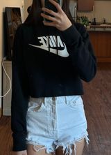 Nike Logo Cropped Hoodie size XS Photo 0