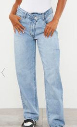 Pretty Little Thing  NEW Light Blue Wash Asymmetric Waistband Baggy Low Rise, Size 4 Photo 0