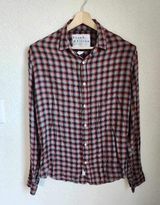 Frank & Eileen Paul Gray and Red Button Down Long Sleeve Button Down Size Med Photo 0