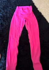 Sonic Pink Align Leggings Photo 0