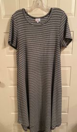 LuLaRoe Carly Photo 0