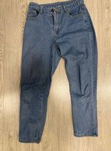 SheIn Jeans Photo 0