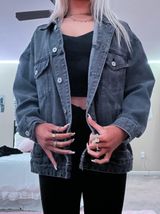 black jean jacket Photo 0