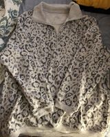 Oversized  Crewneck Photo 0