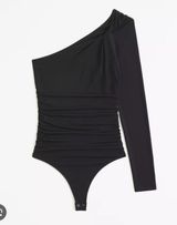 Long-Sleeve One-Shoulder Twist Ruched Bodysuit Photo 0