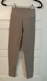 Balance Athletica Cloud Pant Photo 0