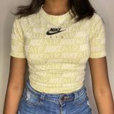 Nike Cropped Top Photo 0