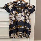 Old Navy Short Sleeve Dark Gray Floral Blouse.  Size Small. EUC Photo 0
