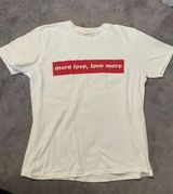 Graphic T-Shirt Photo 0