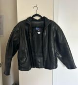 black leather jacket Size M Photo 0