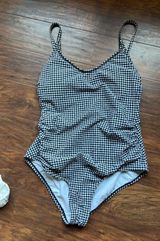 Black And White Swimsuit Photo 0