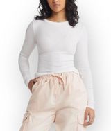 BP. Women's Long Sleeve Crew Neck Top White Size S Basic Ribbed Fitted Top Photo 0