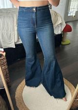 Free People Women’s Blue Denim 26 Just Float on Flare Jeans Bell Bottom Raw Hem Photo 0