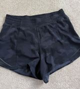 Lululemon Hotty Hot Short High-Rise Photo 0