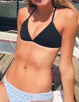black bikini top Photo 0