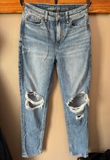 Outfitters Mom Jeans Photo 0