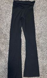 Victoria Sport Bootcut Yoga Pants Criss Cross Waist Photo 0