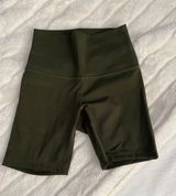Wunder Under Shorts 6” Photo 0