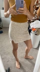 White Floral Skirt Photo 0