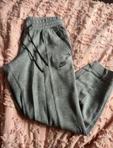 Nike Tech Joggers Photo 0