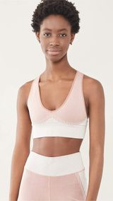 Good American Core Seamless Plunge Bra Nude Photo 0