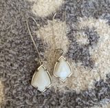 Kendra Scott Earrings Photo 0