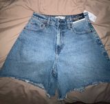 Abercrombie Curve Love The Dad Shorts size 25 Photo 0
