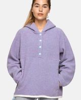 Outdoor Voices Mega fleece Pullover Photo 0