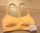 Lululemon flow y bra size 6 Photo 0