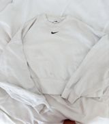 Nike White Crewneck Photo 0