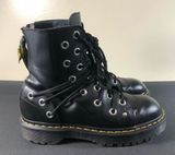 Dr. Martens  Photo 0