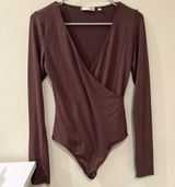 Wilfred Free  Aritzia Brown Long Sleeve Bodysuit Photo 0