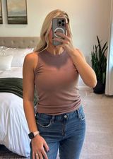 Tank Top Photo 0