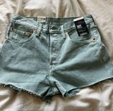 Levi’s 501 Shorts Photo 0