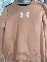 Under Armour Pull Over Photo 0