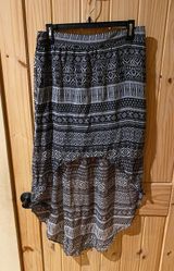 Maurices Black/white High-low Skirt Size Medium  Photo 0