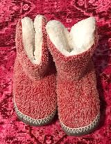 Dress Barn Sherpa Slippers Photo 0