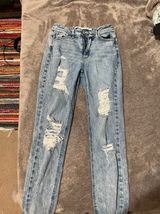 Tinseltown Jeans Photo 0