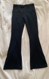 Amazon Flared Leggings Photo 0