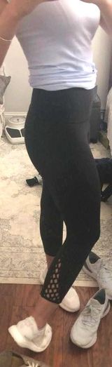 Lululemon Soft Fabric Cropped Leggings Photo 0