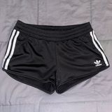 Adidas Short Shorts Photo 0