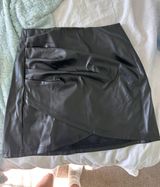 Black Leather Skirt Photo 0