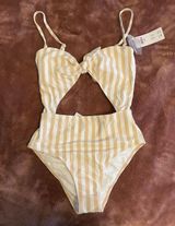Hollister Retro One Piece Swimsuit Photo 0