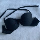 Black underwire bikini top Photo 0