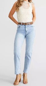 Hidden Straight Leg Jean Photo 0