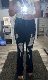 SheIn Raw Hem Ripped Flare Leg Jeans Photo 0